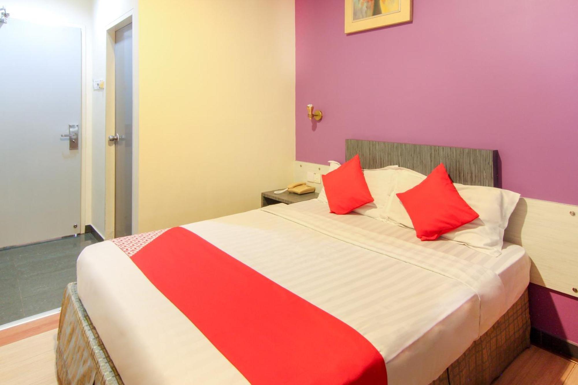 Super Oyo 43930 Hotel Esplanade SDK Zewnętrze zdjęcie