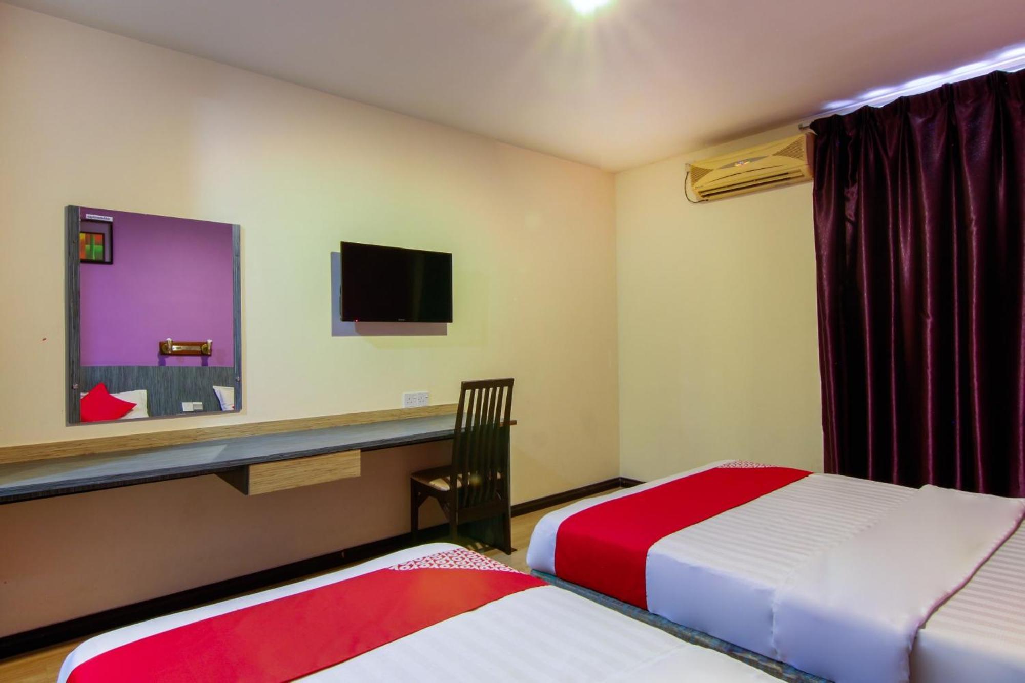Super Oyo 43930 Hotel Esplanade SDK Zewnętrze zdjęcie